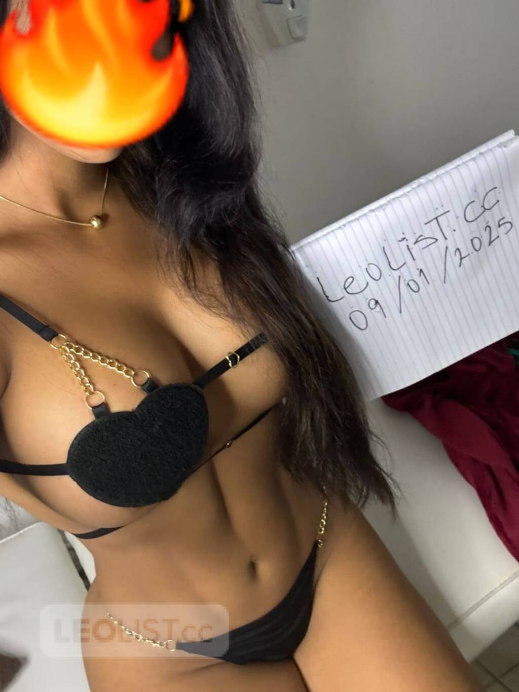 I’m a beautiful, sexy girl willing to please you in everythi